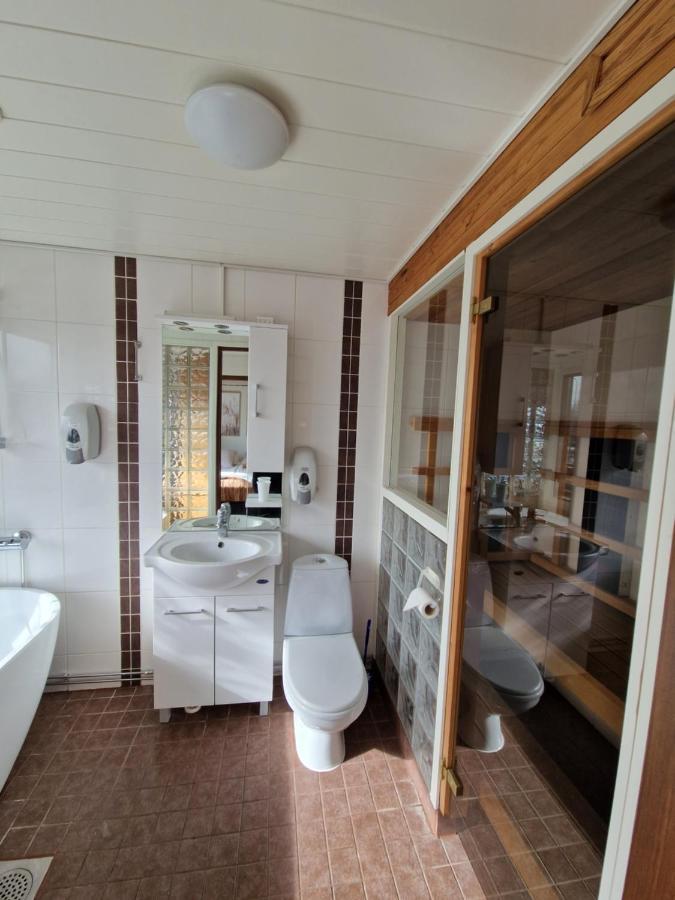 Botnia Hotel & Restaurant Kruunupyy Eksteriør billede