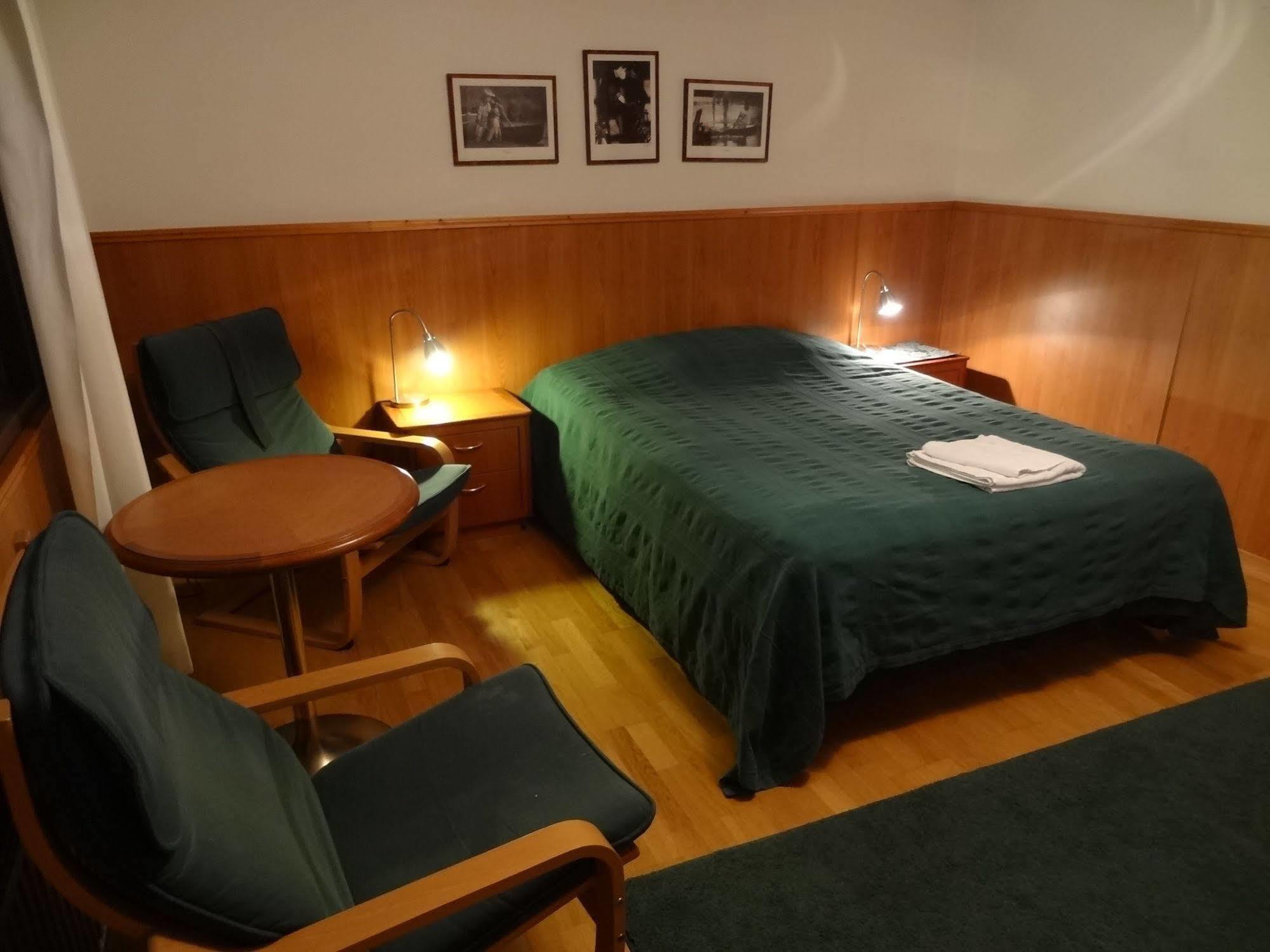 Botnia Hotel & Restaurant Kruunupyy Eksteriør billede